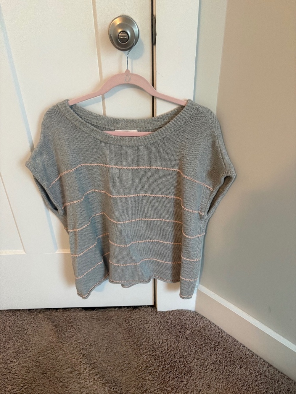 Boutique Brand Summer Gray and Pink Sweater